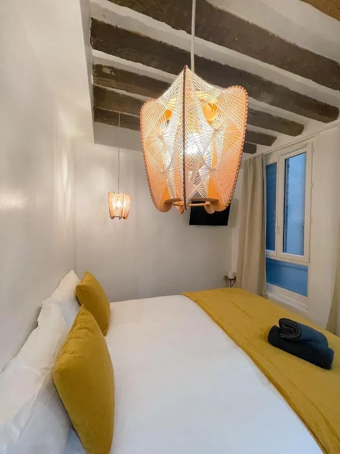 B&B Cocoon Gallery